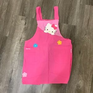 Hello Kitty pink apron